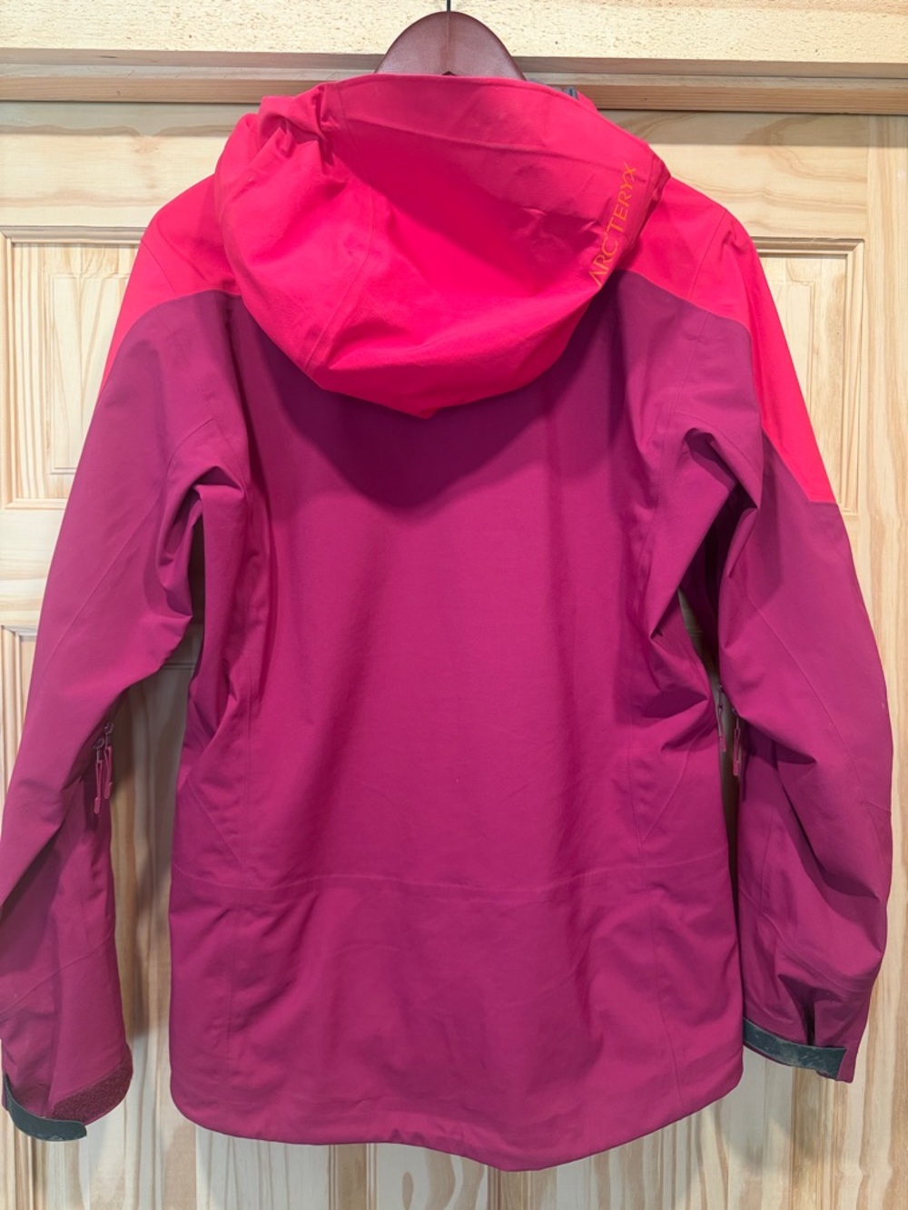 Arc’teryx Stingray Jacket - Picture 4 of 10